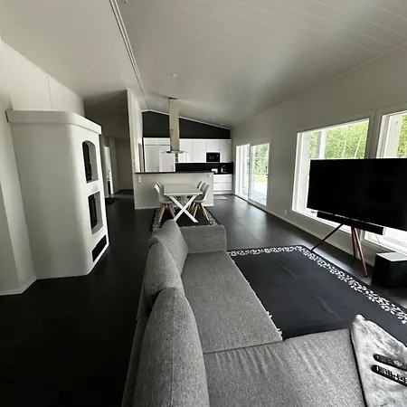 Aurinkoranta Villa *